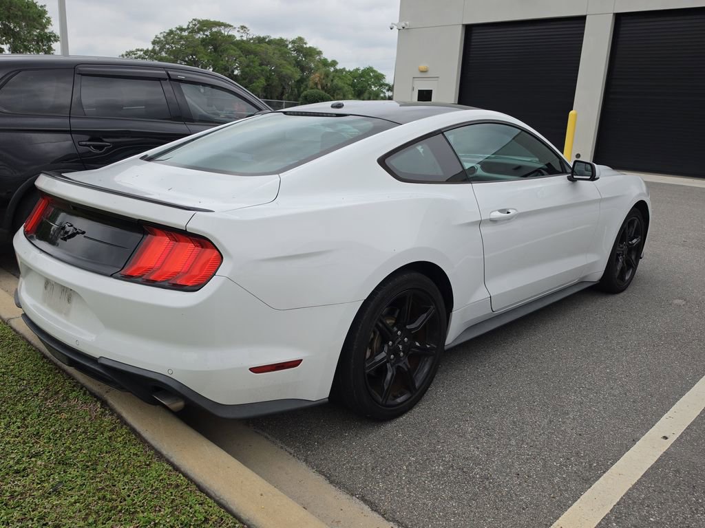 Used 2018 Ford Mustang Coupe w/ Equipment Group 101A RWD image 4