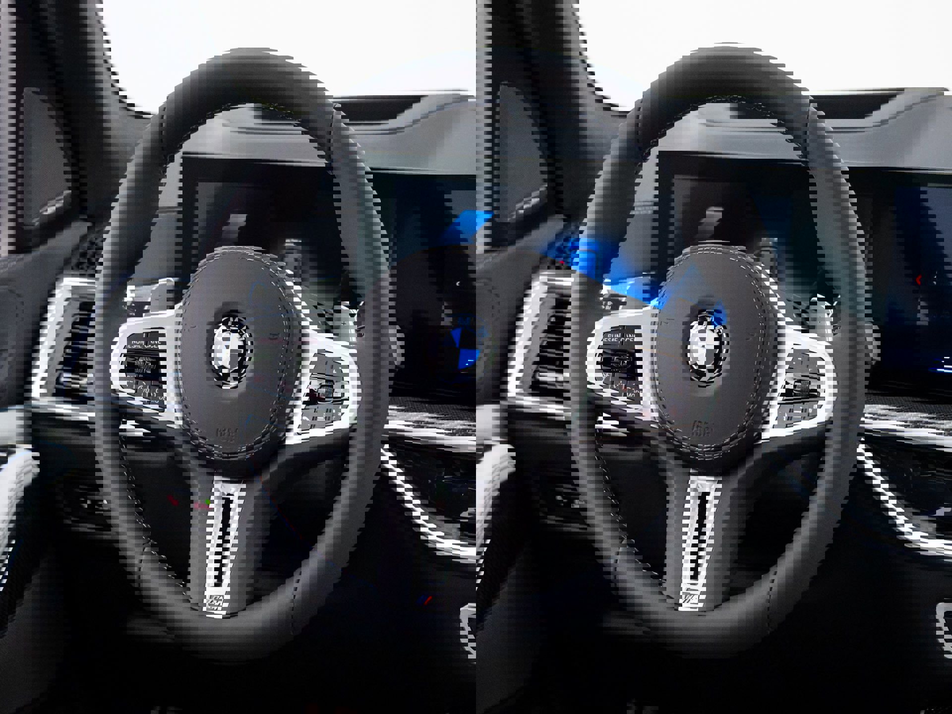 New 2026 BMW X5 M60i w/ Executive Package image 12