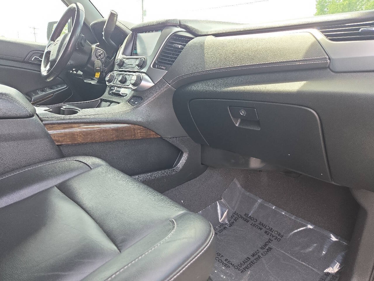 Used 2020 Chevrolet Suburban LT AWD/4WD image 14