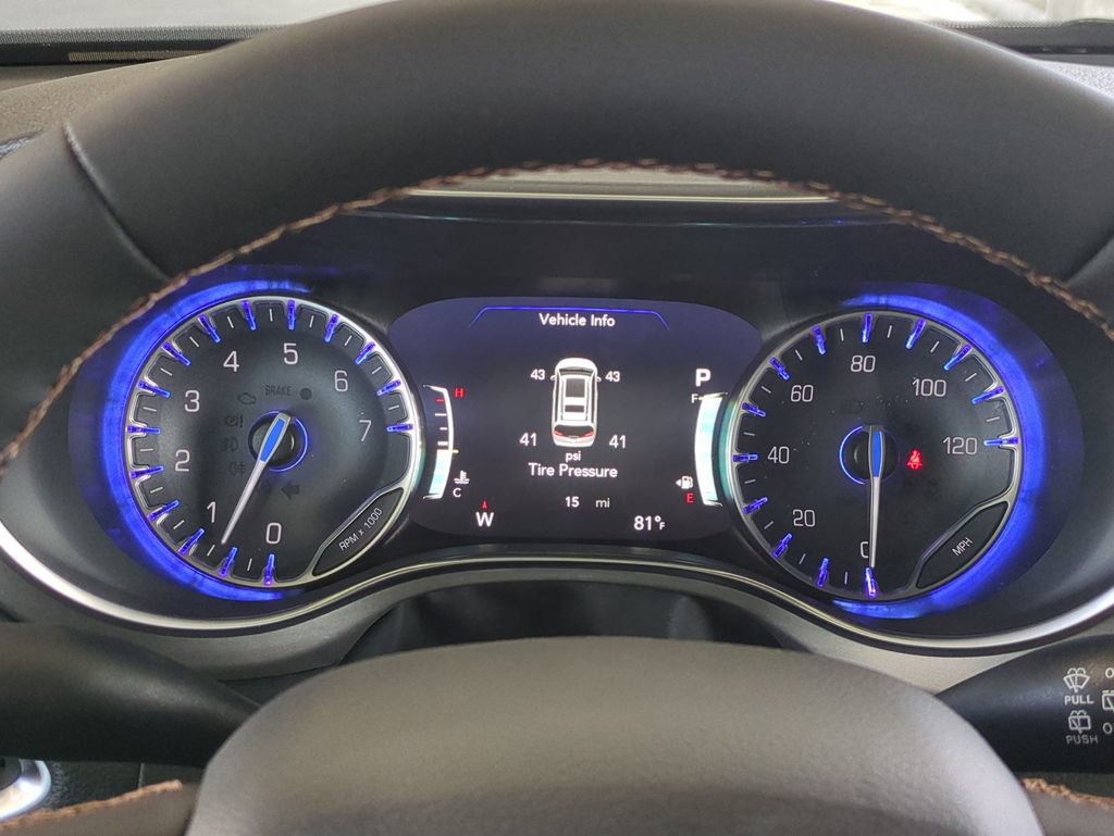 New 2026 Chrysler Pacifica Pinnacle w/ Trailer Tow Group image 30