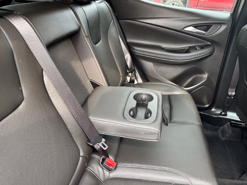 Used 2026 Buick Encore GX Sport Touring w/ Comfort Package AWD/4WD image 19