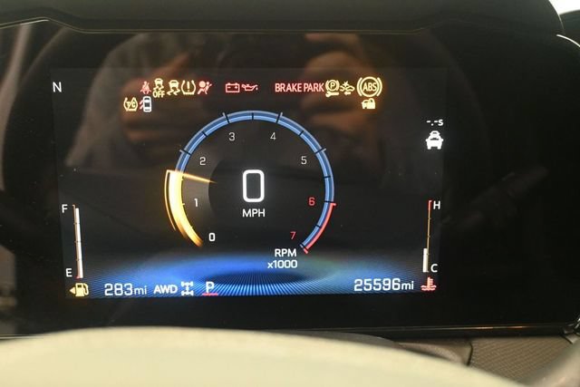 Used 2025 Chevrolet TrailBlazer LT AWD/4WD image 9