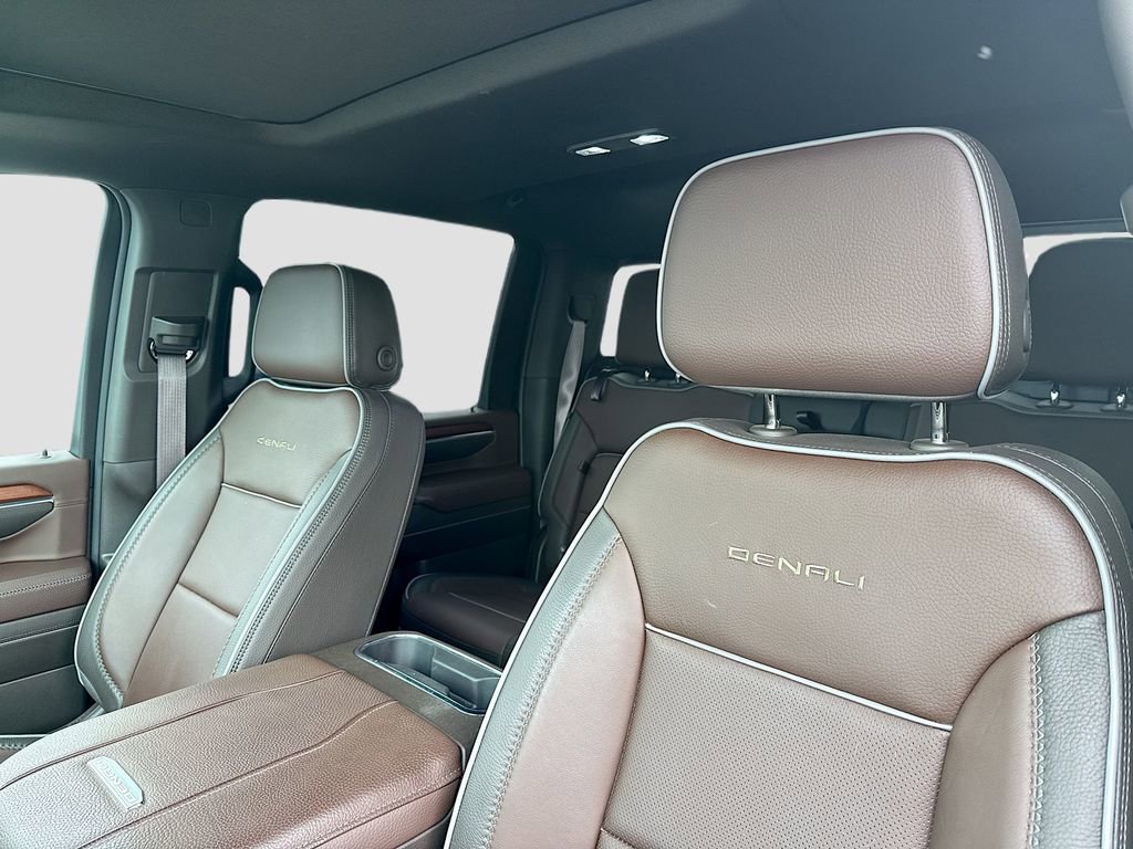Used 2024 GMC Sierra 2500 Denali w/ Denali Reserve Package AWD/4WD image 13