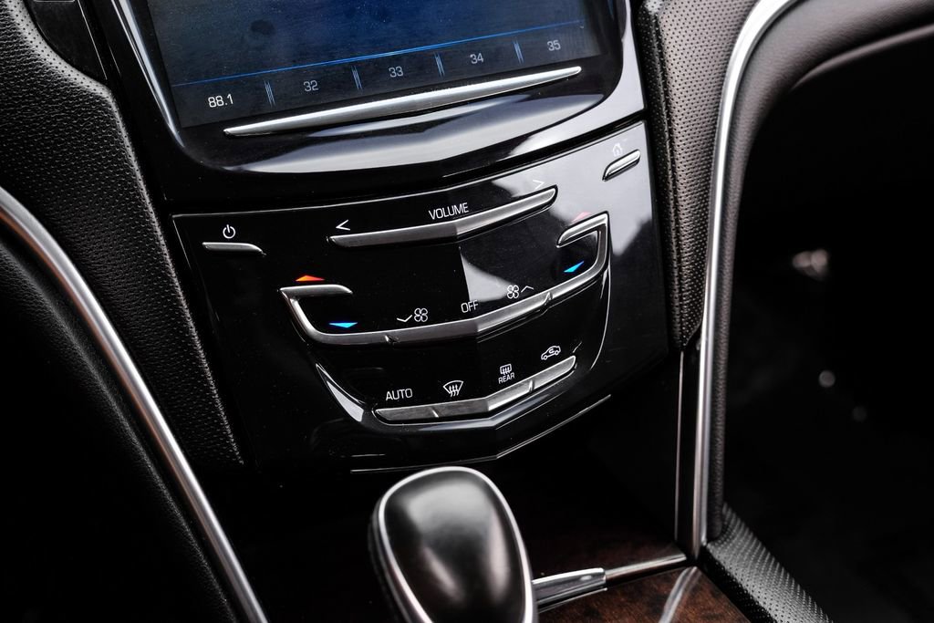 Used 2016 Cadillac XTS image 22