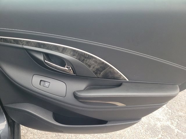 Used 2015 Buick LaCrosse Leather AWD/4WD image 26