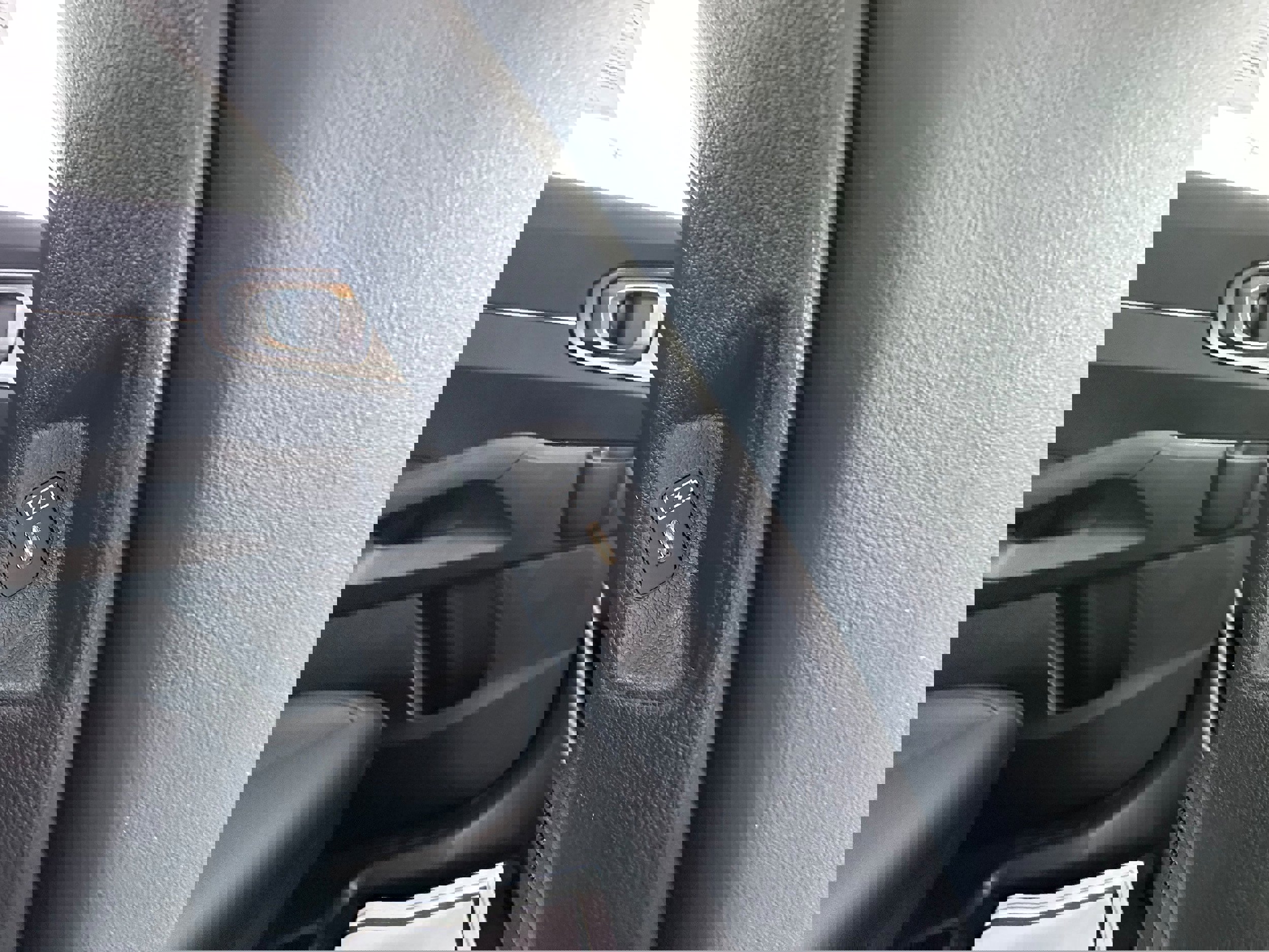 Used 2025 Kia Sorento EX image 21