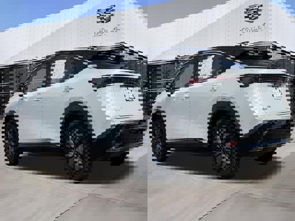 Used 2023 Nissan Ariya FWD image 5