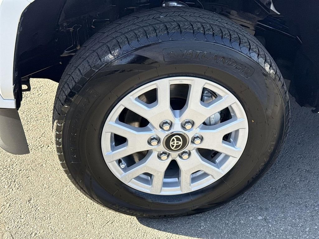 Used 2024 Toyota Tacoma SR5 image 29