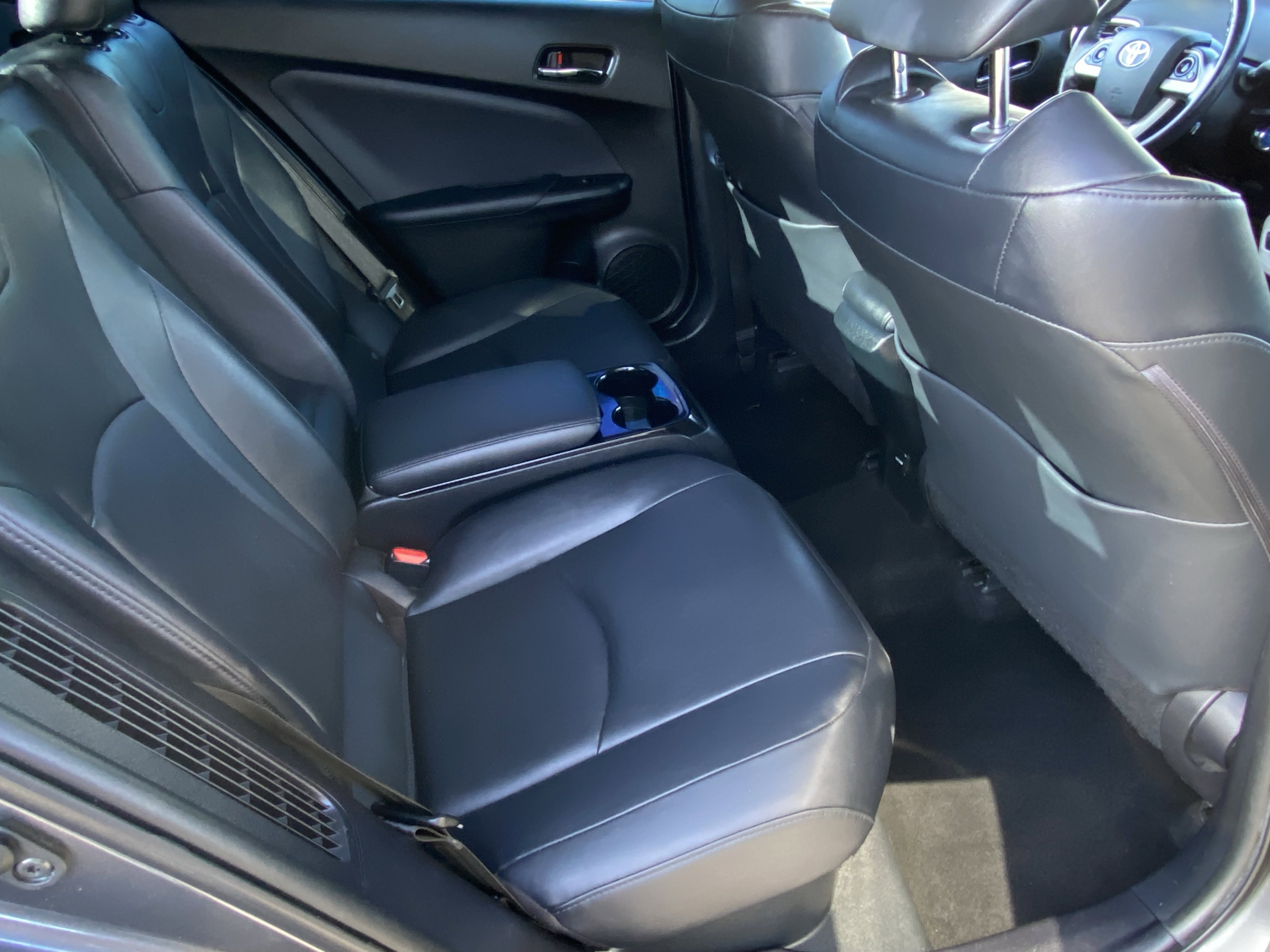 Used 2018 Toyota Prius Prime Advanced FWD image 12