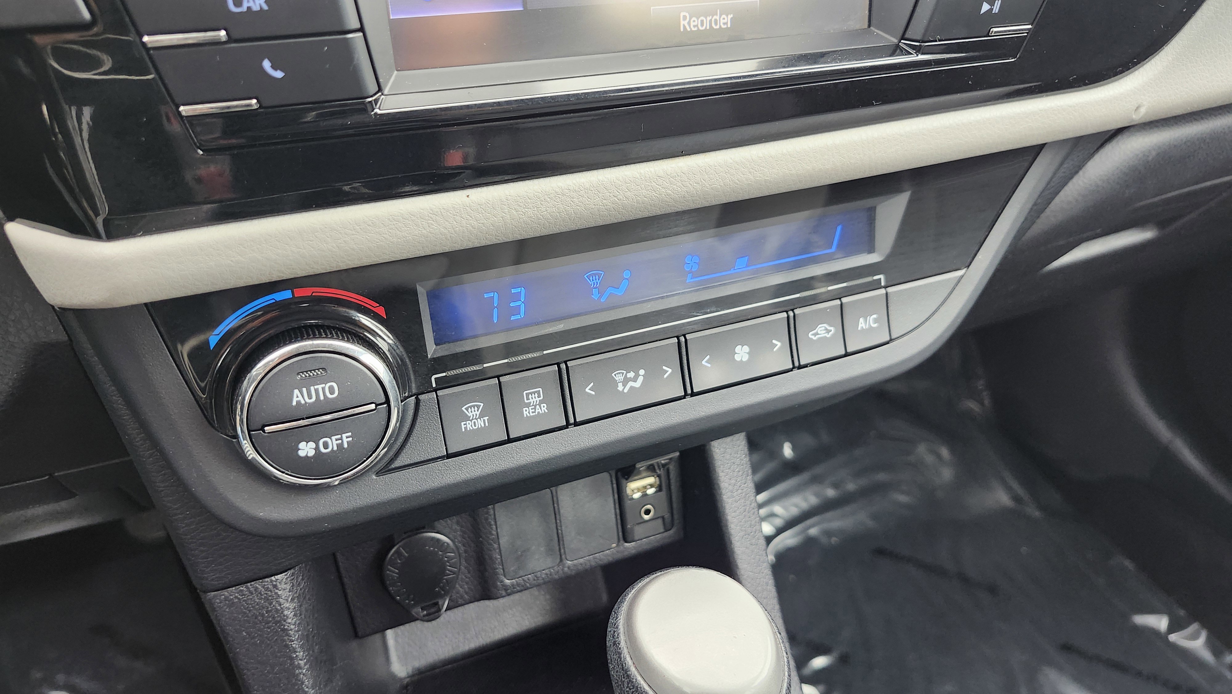 Used 2016 Toyota Corolla LE image 22