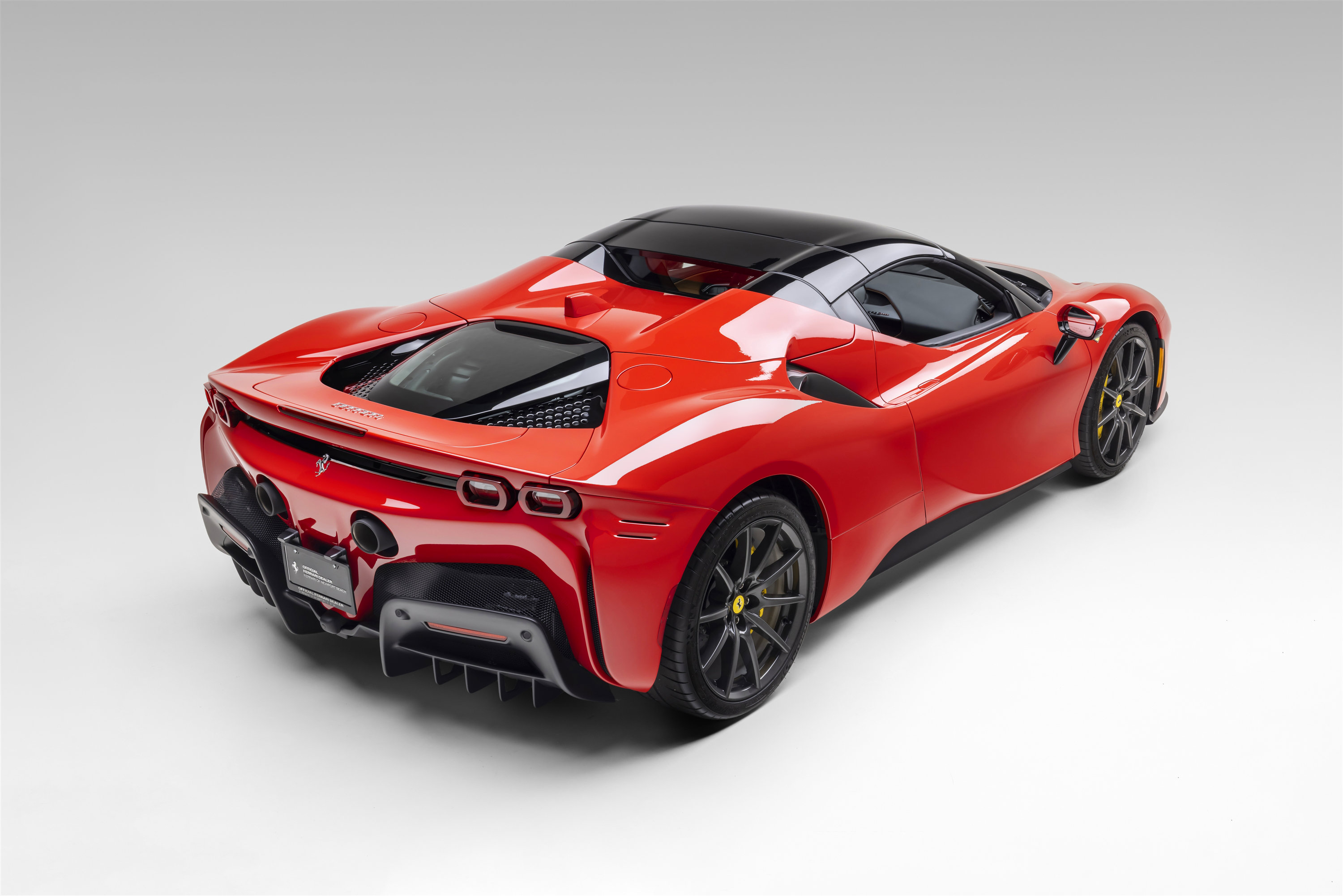 Certified 2025 Ferrari SF90 Spider AWD/4WD image 14