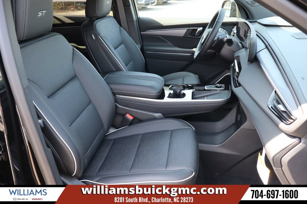 New 2026 Buick Enclave Sport Touring w/ Power Package FWD image 28