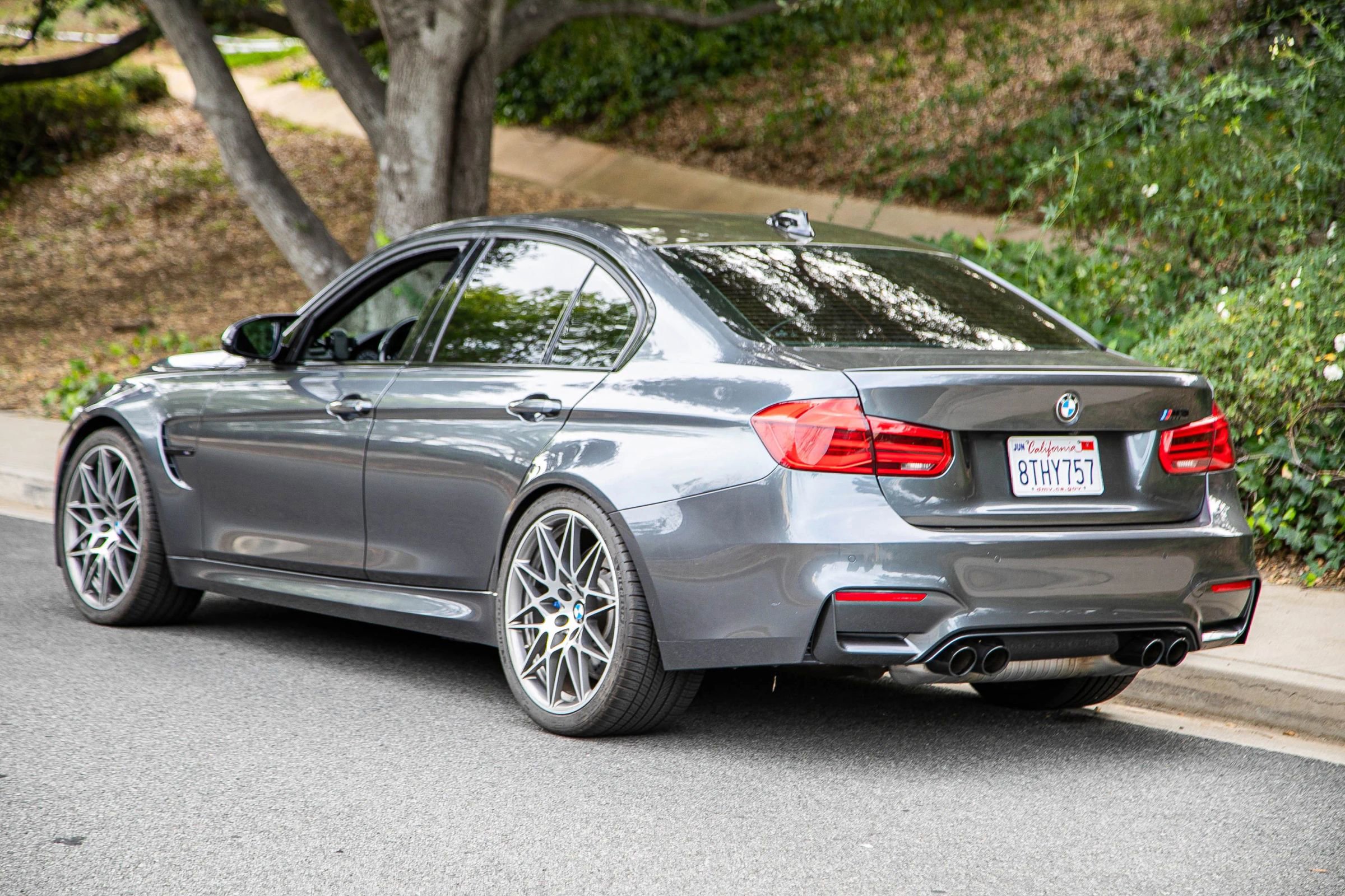 Used 2017 BMW M3 RWD image 6