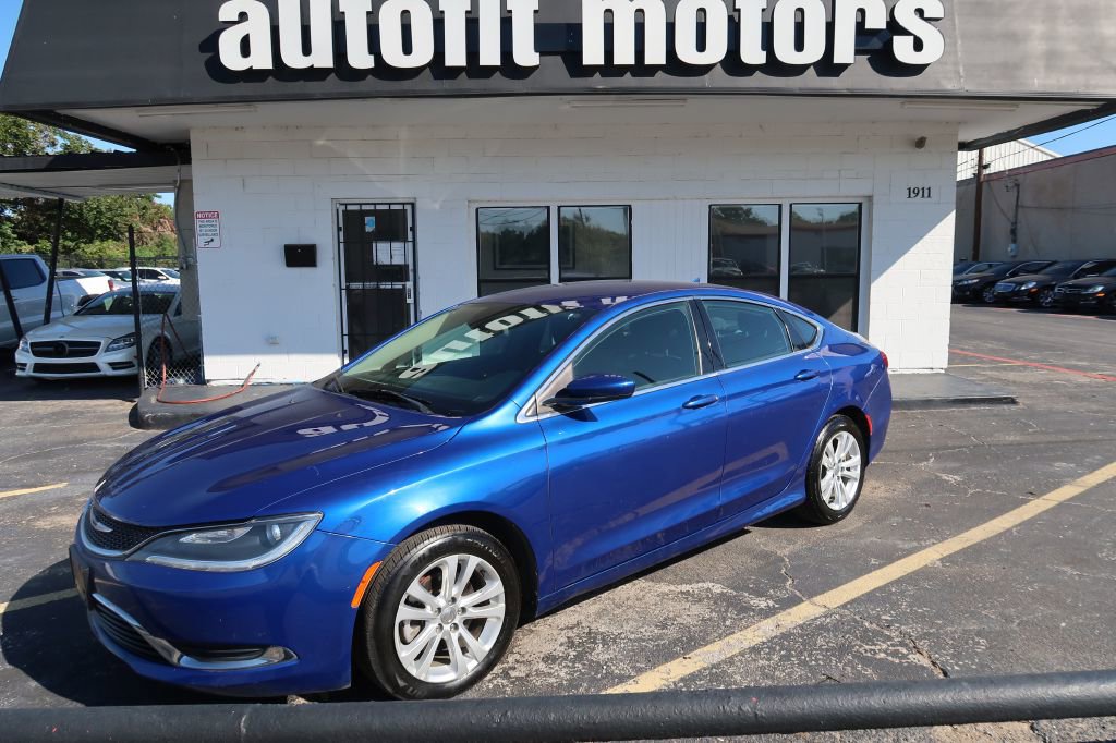 Used 2016 Chrysler 200 Limited w/ Convenience Group