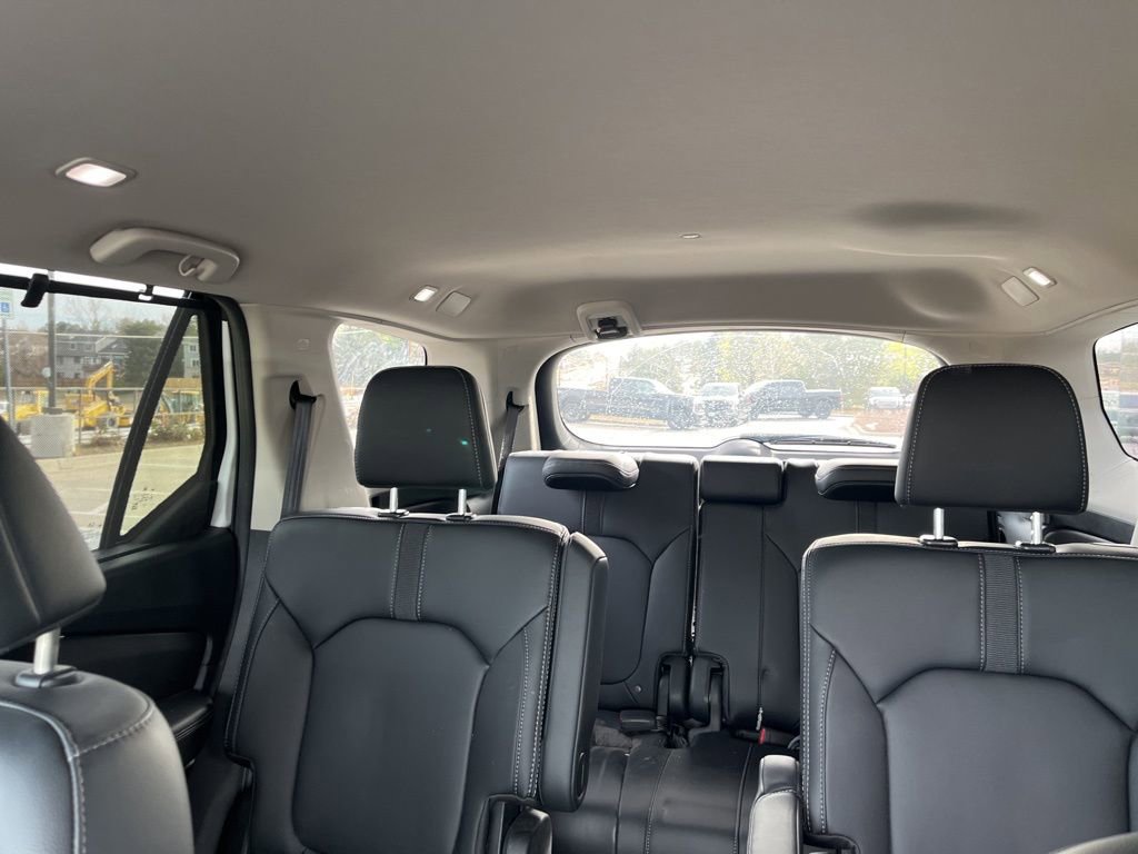 Used 2023 Honda Pilot EX-L image 12
