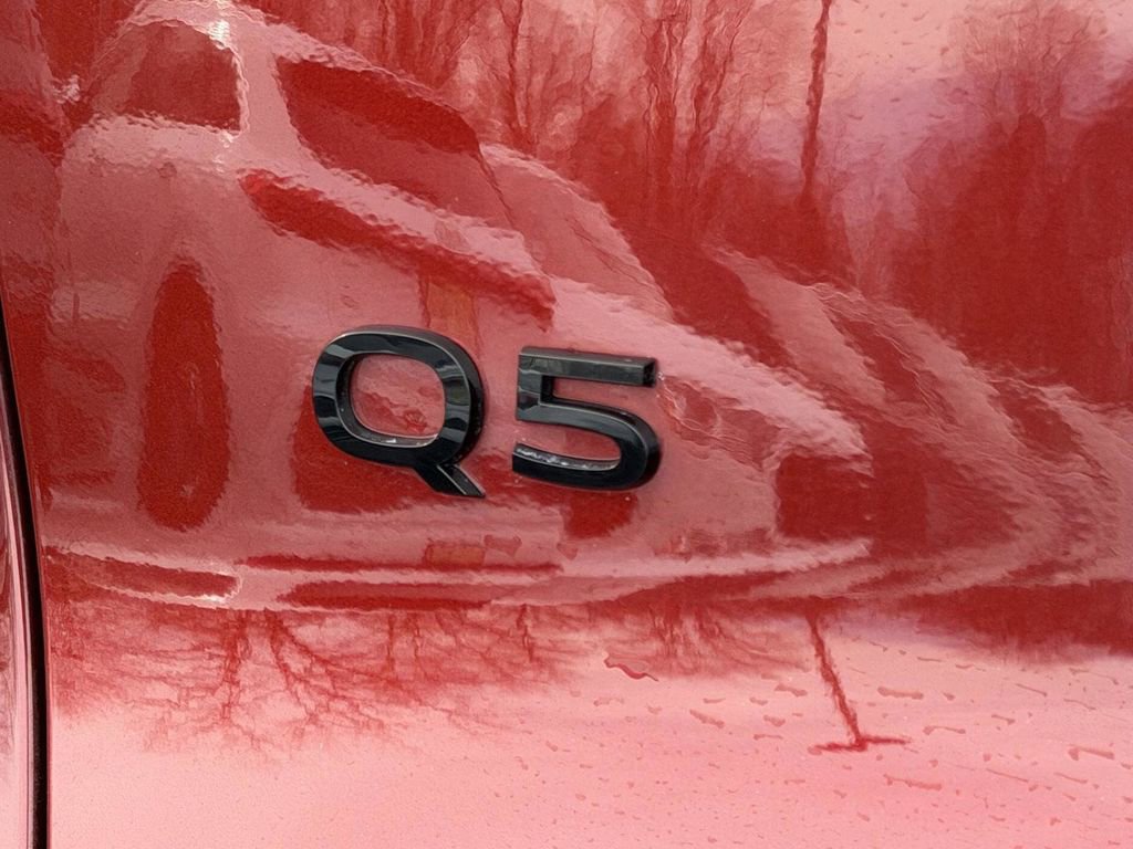 Used 2025 Audi Q5 Premium Plus w/ Premium Plus AWD/4WD image 26