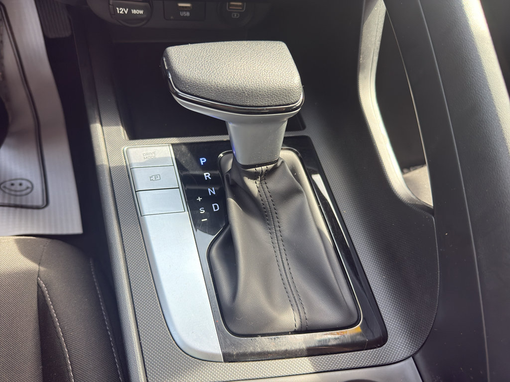Used 2023 Hyundai Elantra SEL FWD image 25
