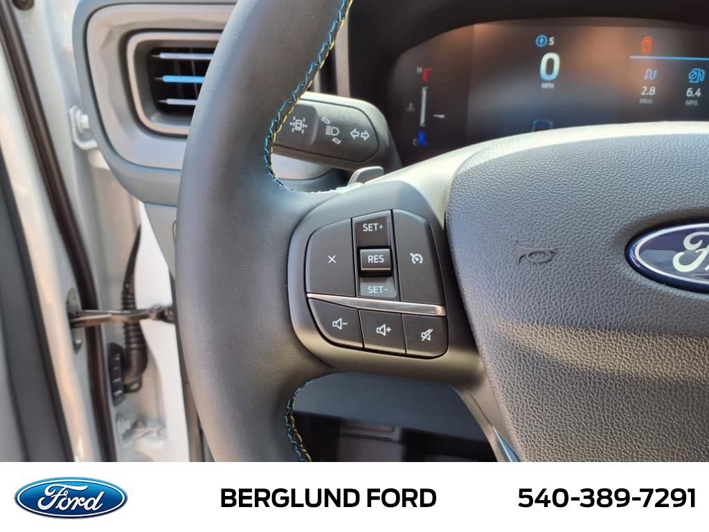New 2025 Ford Maverick Lobo image 14