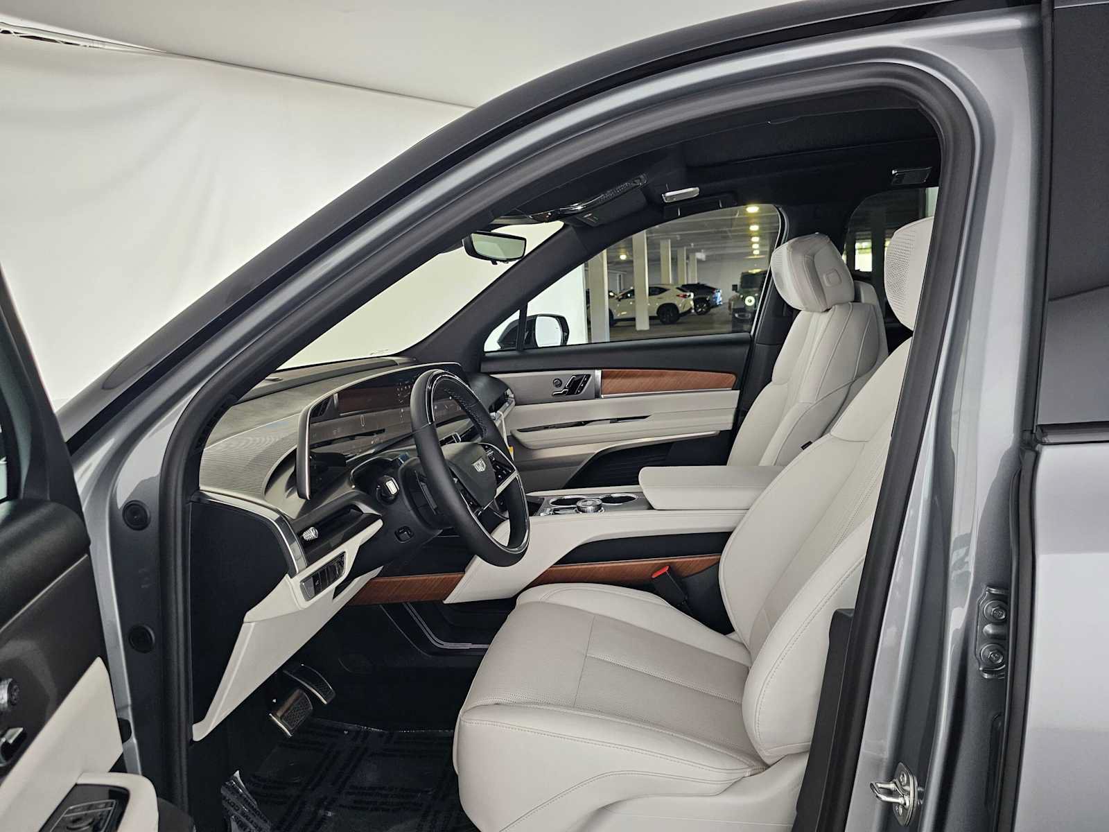 New 2027 Cadillac Vistiq Sport AWD/4WD image 22