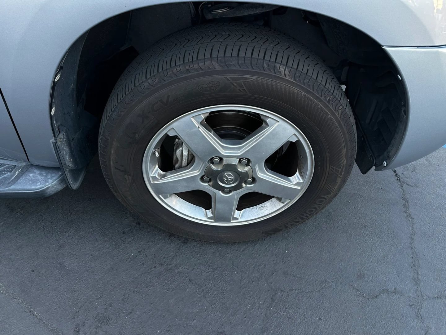 Used 2013 Toyota Sequoia SR5 w/ Sport Appearance Pkg AWD/4WD image 35