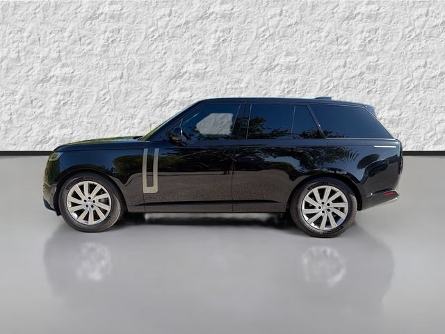Used 2024 Land Rover Range Rover SE AWD/4WD image 6