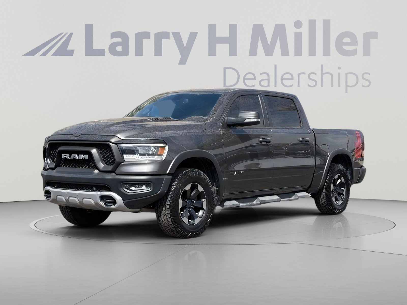 Used 2019 RAM 1500 Rebel w/ Rebel Level 2 Equipment Group AWD/4WD image 2