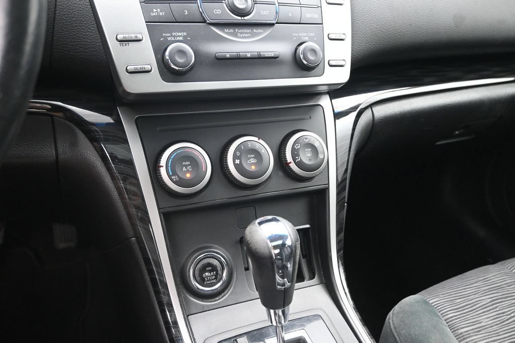 Used 2009 MAZDA MAZDA6 i Touring w/ Moonroof & Bose Pkg FWD image 14