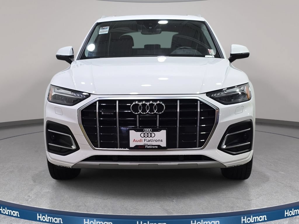 Used 2023 Audi Q5 Prestige w/ Prestige Package AWD/4WD image 3