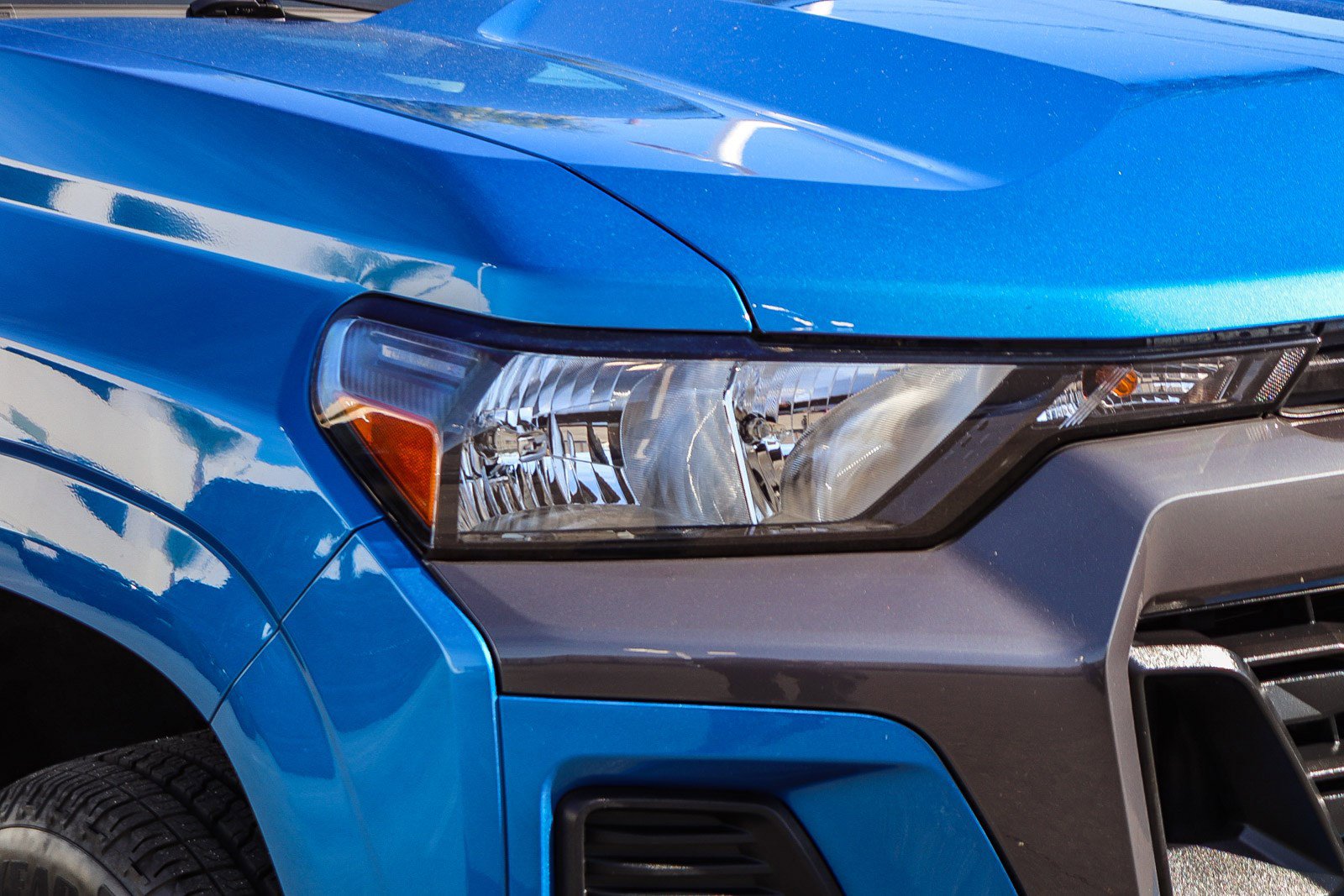 Used 2023 Chevrolet Colorado LT w/ LT Convenience Package II image 5