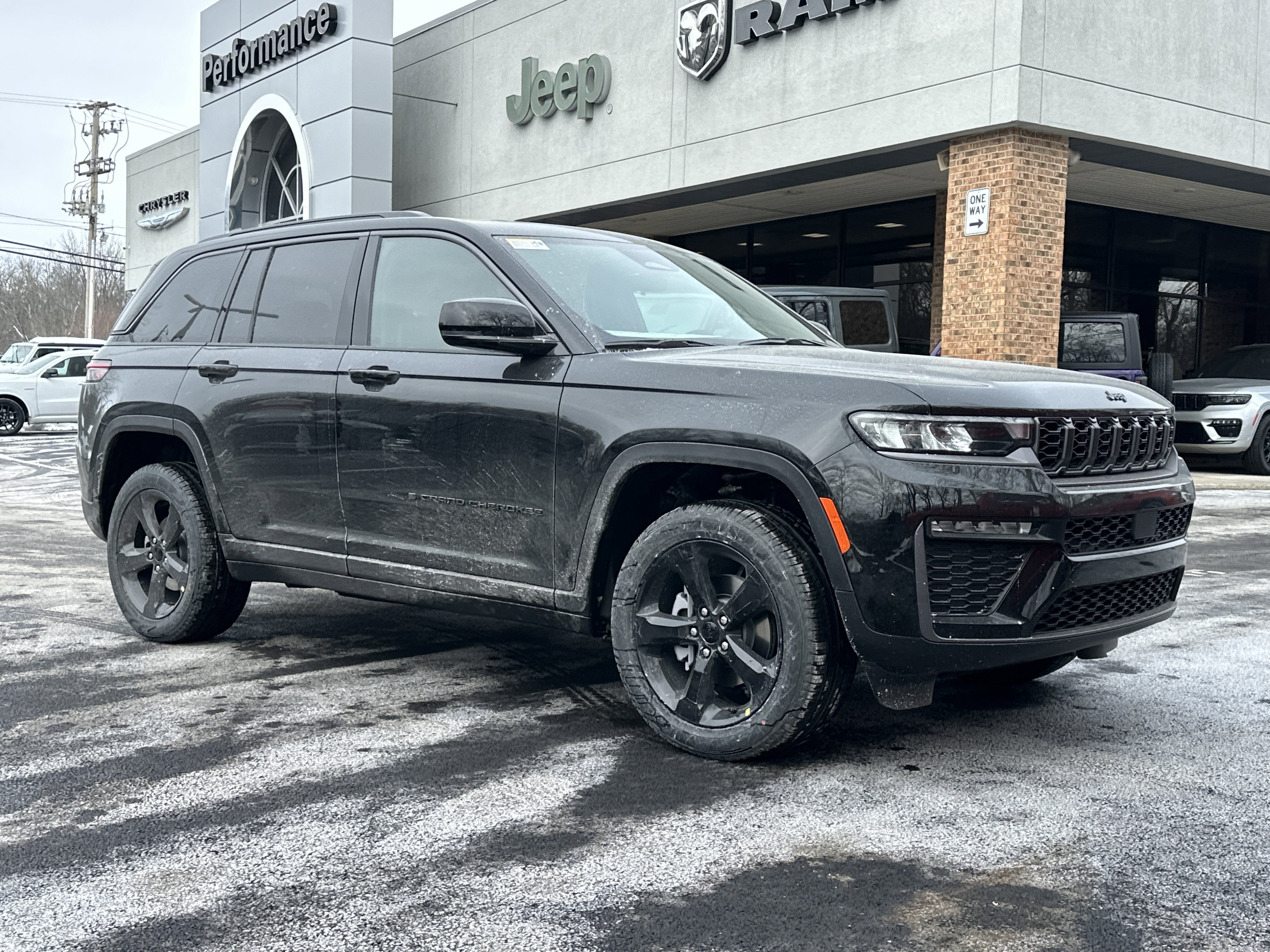 New 2026 Jeep Grand Cherokee Limited w/ Limited Altitude Package image 21