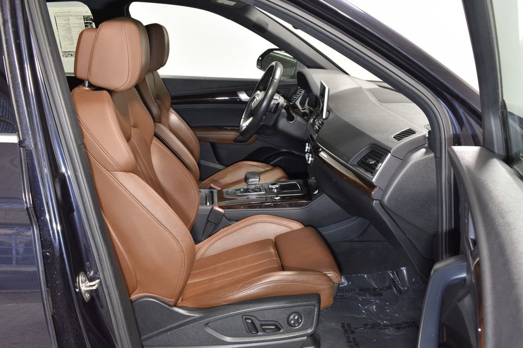 Used 2019 Audi Q5 2.0T Premium Plus w/ Premium Plus Package image 31