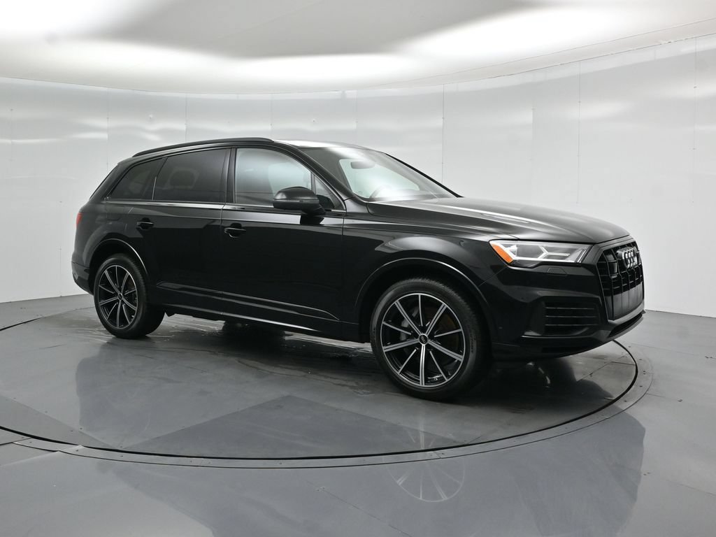 Used 2022 Audi Q7 3.0T Premium Plus w/ Premium Plus Package AWD/4WD image 26