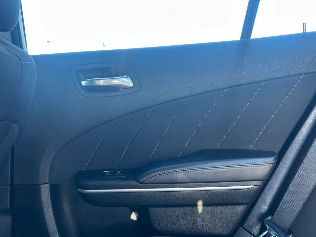 Used 2023 Dodge Charger SXT image 28