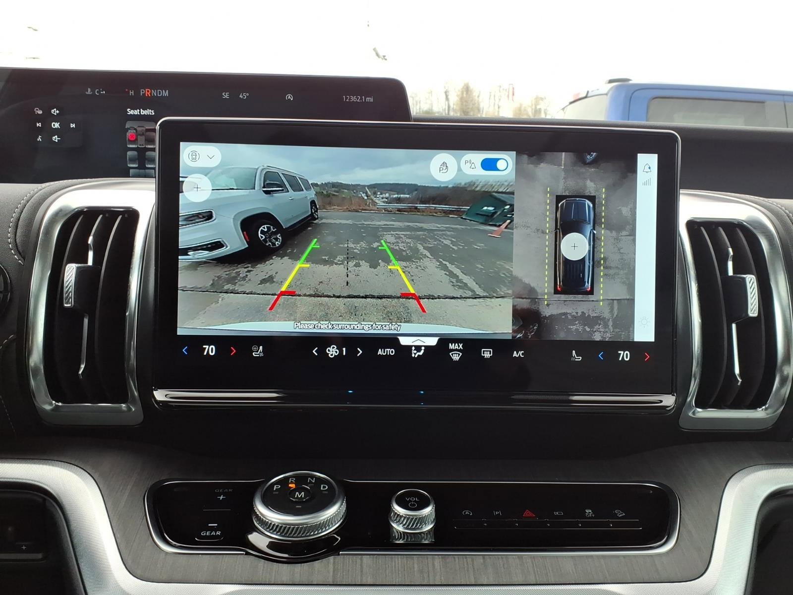 Certified 2025 Ford Expedition Platinum w/ Platinum Ultimate Package image 14