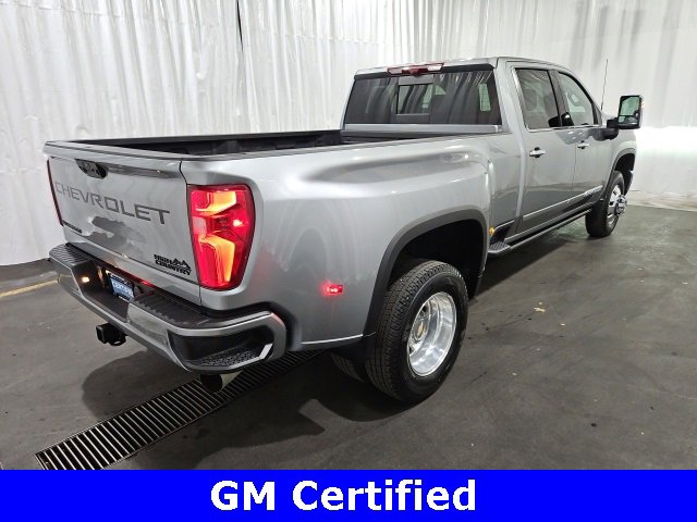 Certified 2024 Chevrolet Silverado 3500 High Country w/ High Country Premium Package image 3