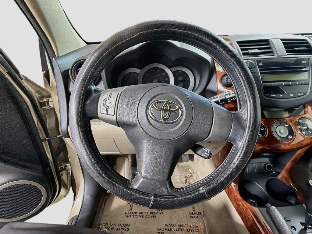 Used 2008 Toyota RAV4 Limited FWD image 13