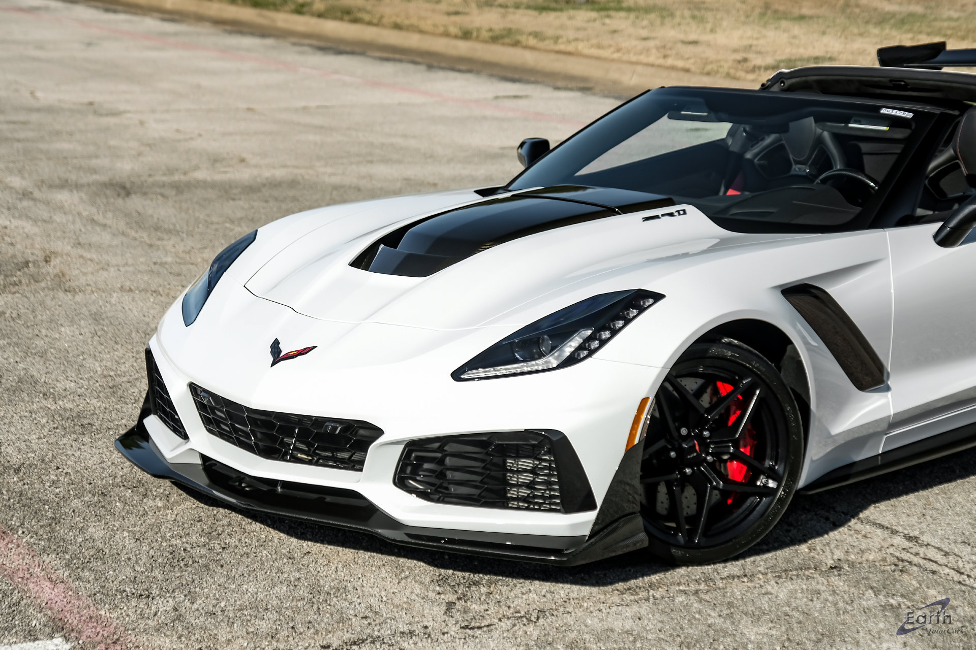 Used 2019 Chevrolet Corvette ZR1 RWD image 7