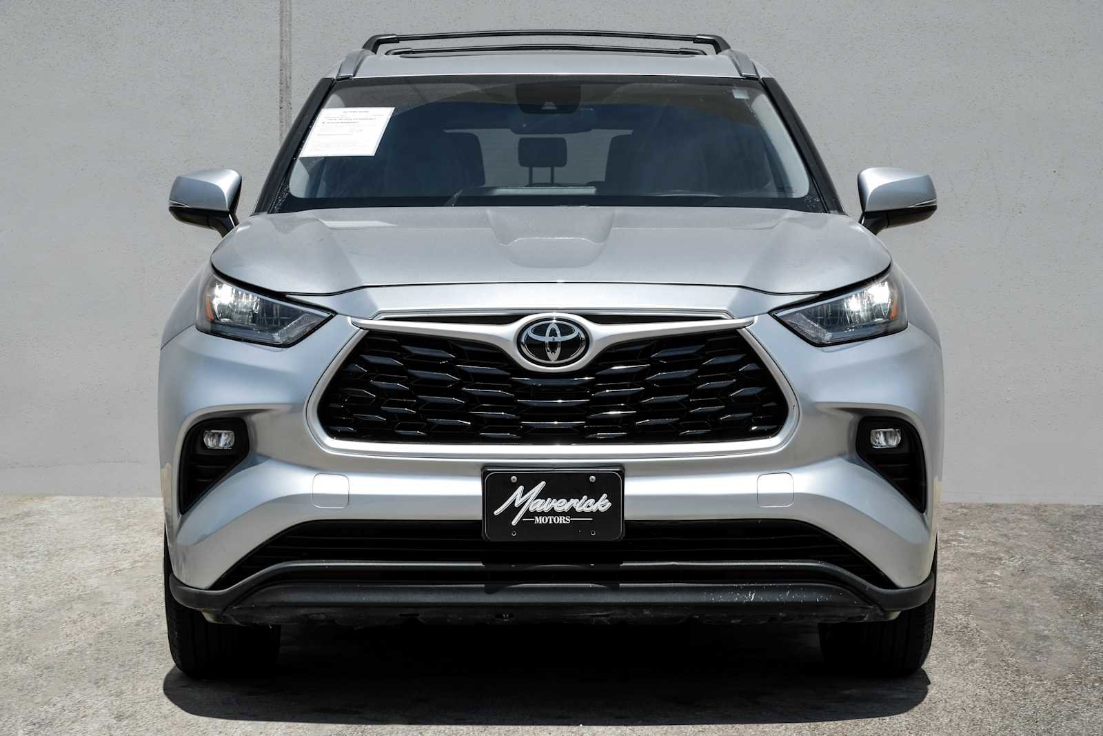 Used 2020 Toyota Highlander XLE FWD image 6