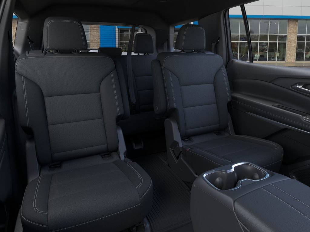 New 2027 Chevrolet Traverse LT w/ LPO, Floor Liner Package FWD image 17