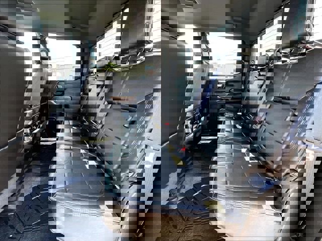 Used 2019 Chevrolet Silverado 1500 High Country w/ Technology Package image 15