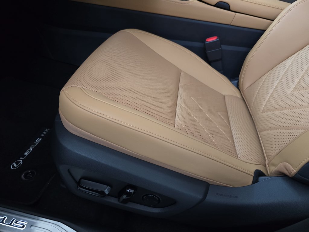 New 2026 Lexus NX 450h+ AWD w/ Accessory Package (Z1) image 27