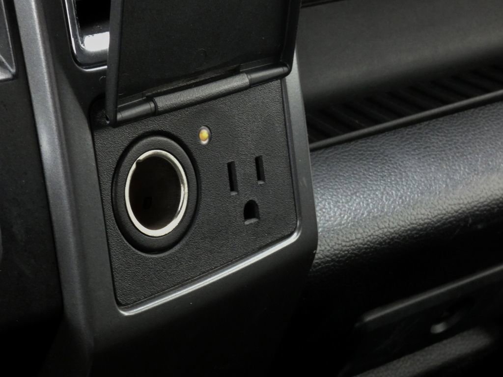 Used 2017 Ford F150 XLT w/ Equipment Group 302A Luxury image 21