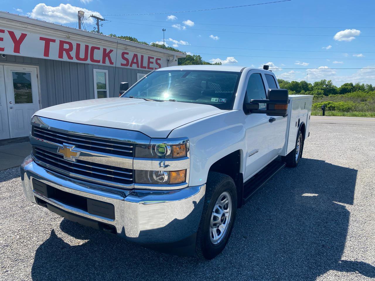 Used 2017 Chevrolet Silverado 3500 W/T w/ WT Fleet Convenience Package AWD/4WD image 3