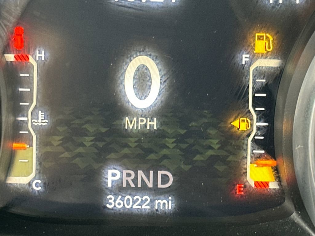 Used 2022 Jeep Wrangler Unlimited Sahara image 27