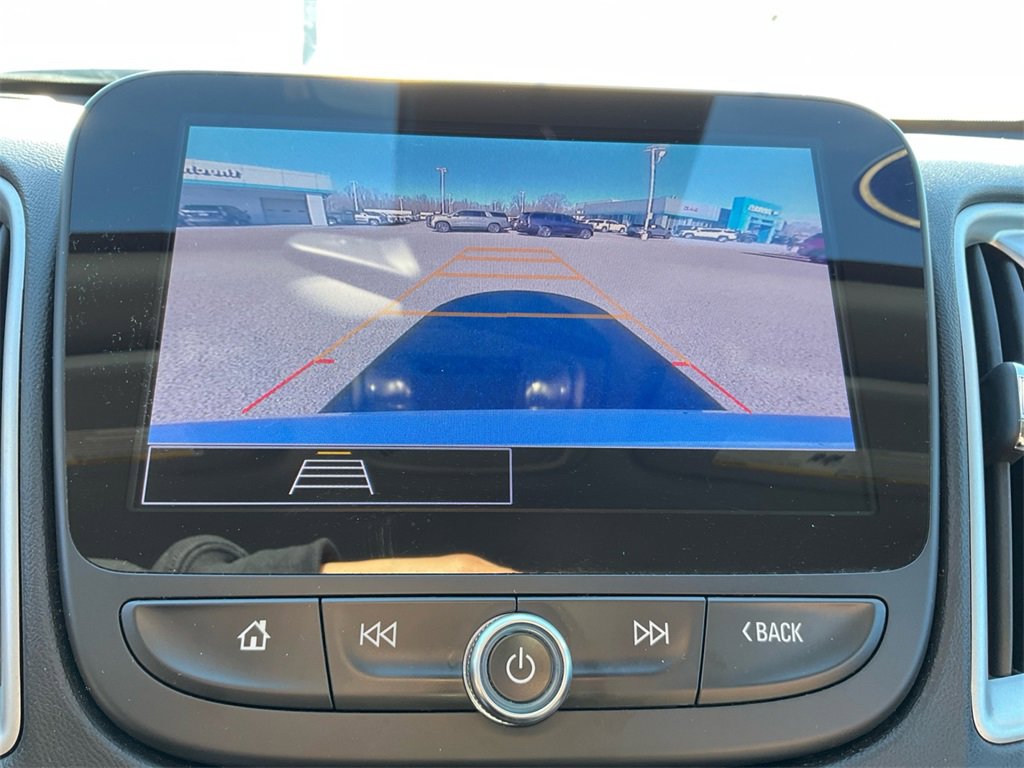 Used 2024 Chevrolet Malibu LT image 20