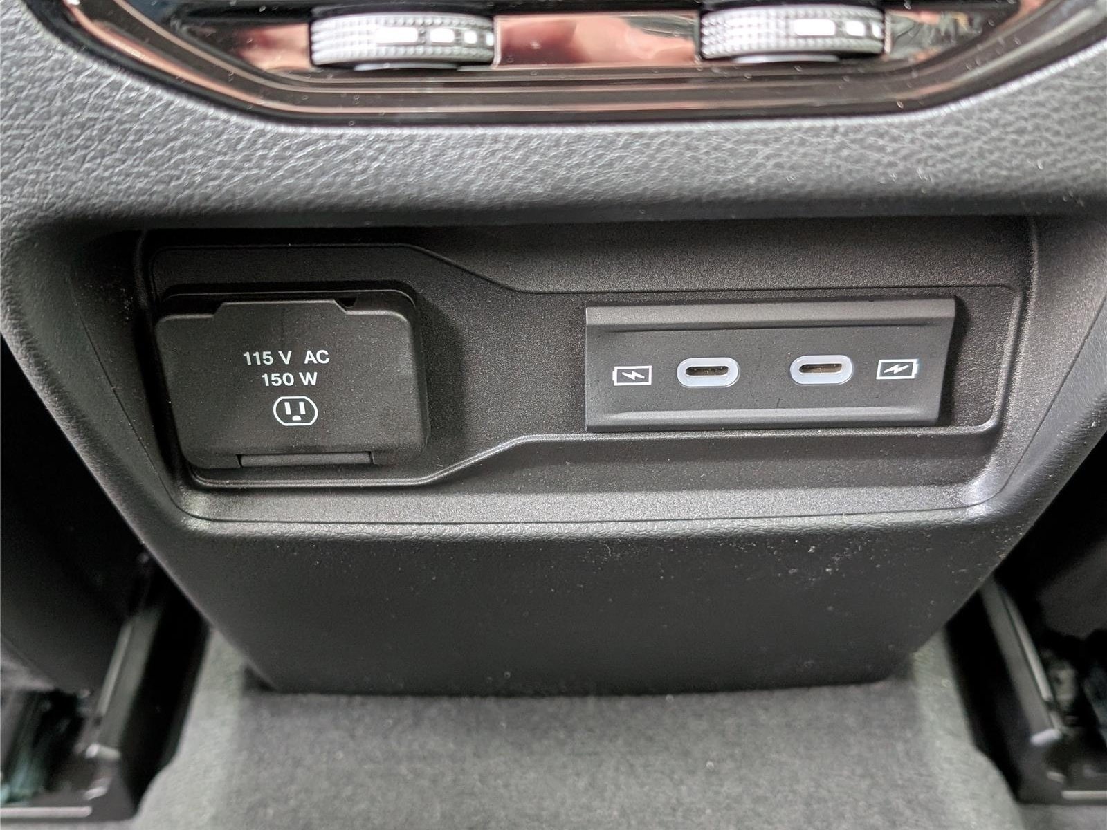 New 2026 Jeep Grand Cherokee Altitude AWD/4WD image 11