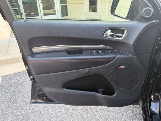 Used 2017 Dodge Durango R/T w/ Technology Group AWD/4WD image 12