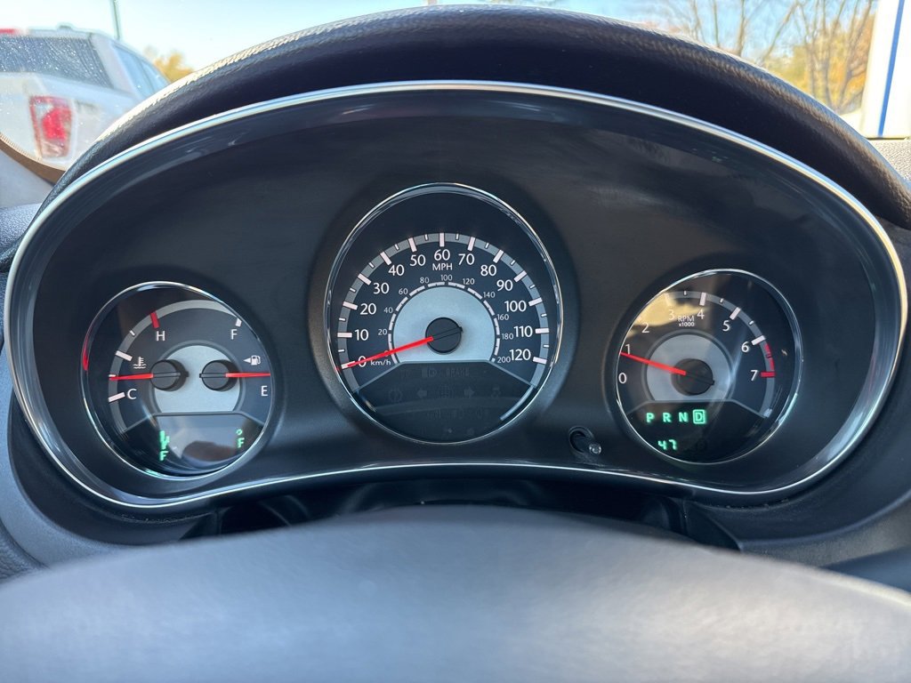 Used 2014 Chrysler 200 Limited image 9