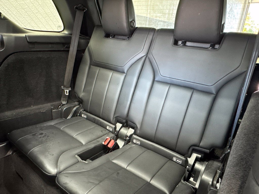 Used 2019 Land Rover Discovery SE AWD/4WD image 25