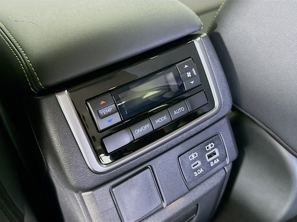 New 2025 Subaru Ascent Onyx Edition image 32